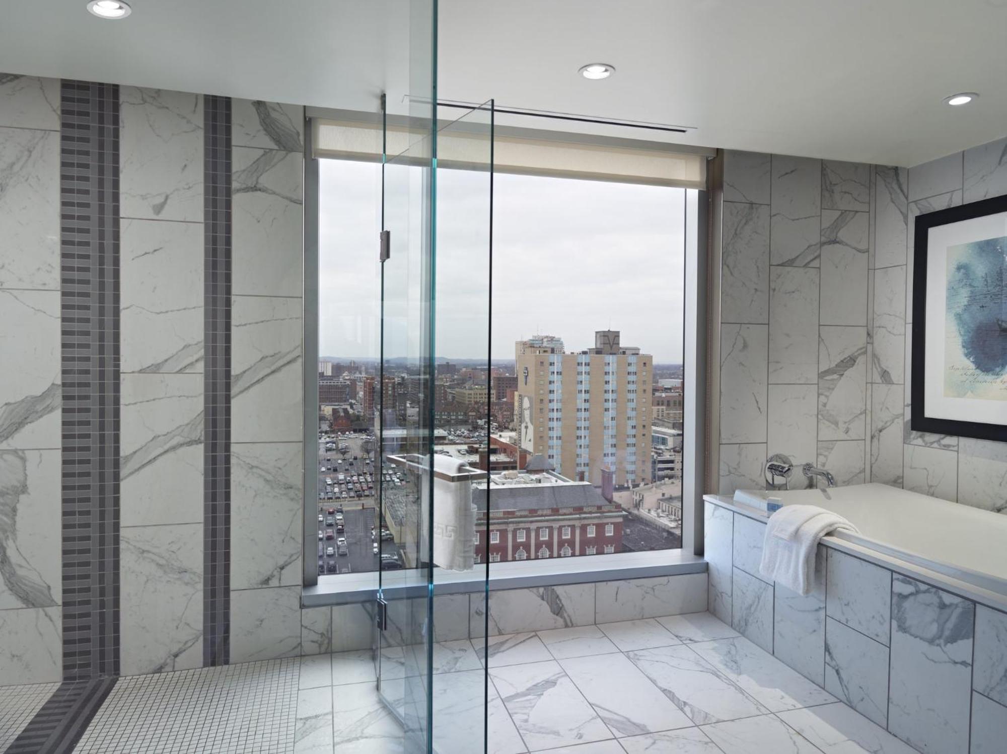 Hotel Omni 4*